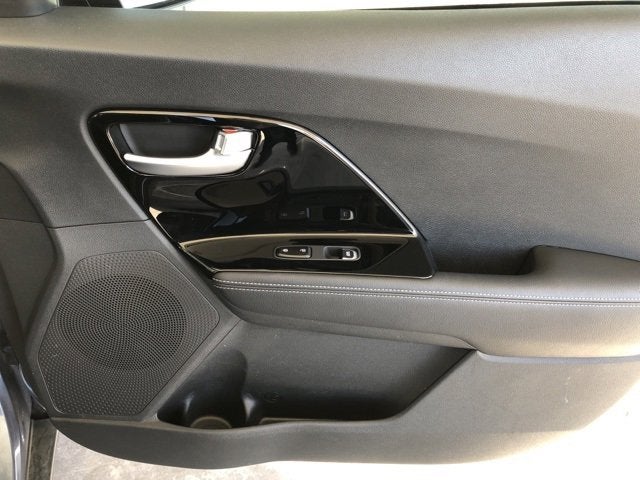 2022 Kia Niro Plug-In Hybrid EX