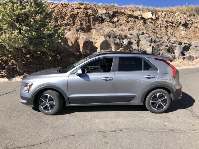 2024 Kia Niro LX