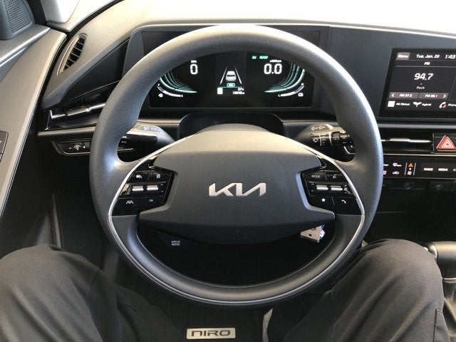 2024 Kia Niro LX