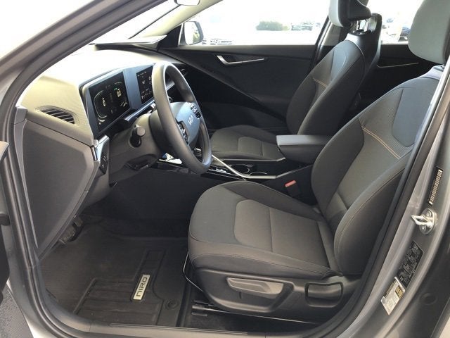 2024 Kia Niro LX