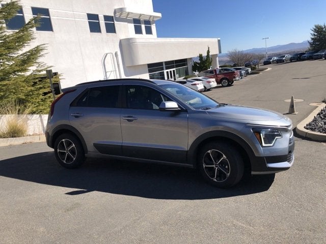 2024 Kia Niro LX