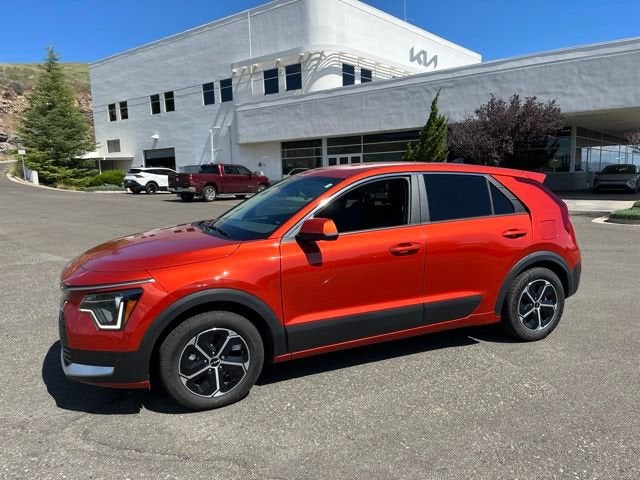 2023 Kia Niro LX