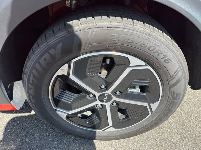 2023 Kia Niro LX
