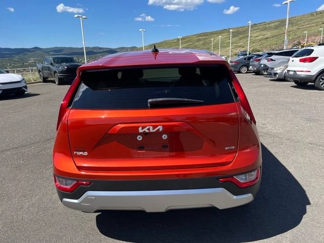 2023 Kia Niro LX