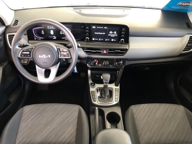 2025 Kia Seltos LX