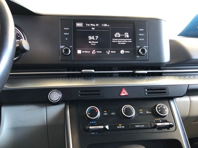 2024 Kia Carnival LX