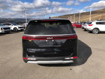 2024 Kia Carnival LX