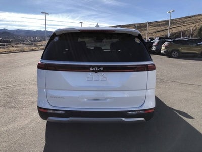 2024 Kia Carnival LX