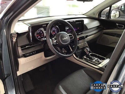 2024 Kia Carnival EX