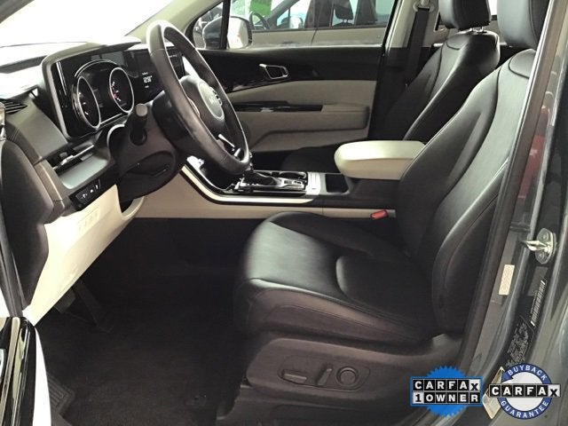 2024 Kia Carnival EX