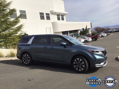 2024 Kia Carnival EX