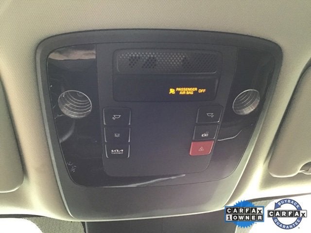 2024 Kia Carnival EX