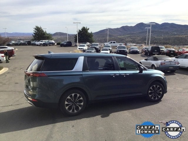 2024 Kia Carnival EX