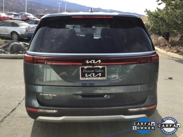 2024 Kia Carnival EX