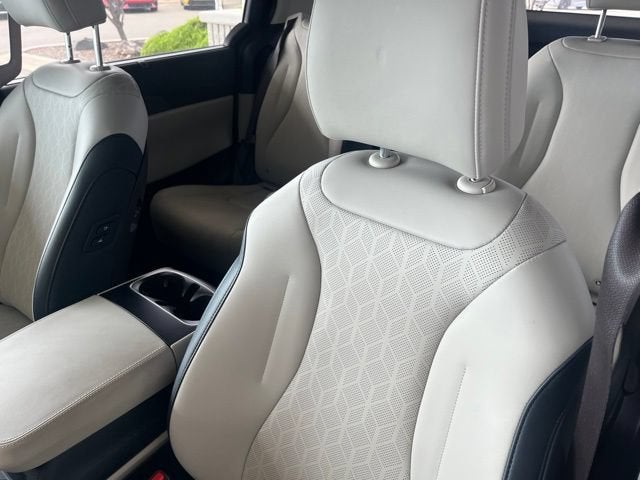 2025 Kia Carnival Hybrid EX