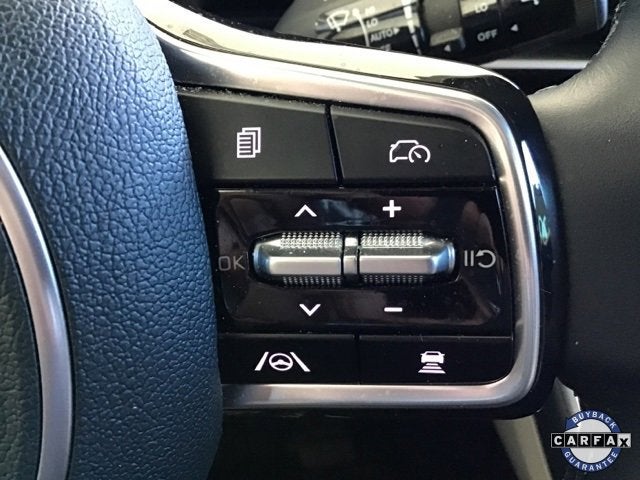 2025 Kia Carnival SX