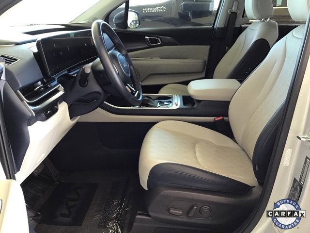 2025 Kia Carnival SX