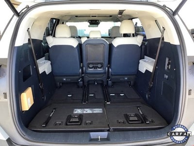 2025 Kia Carnival SX