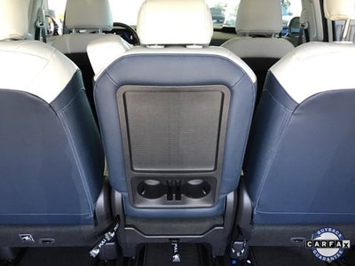 2025 Kia Carnival SX