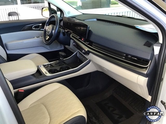 2025 Kia Carnival SX