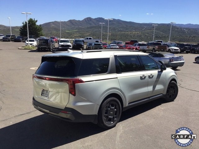 2025 Kia Carnival SX
