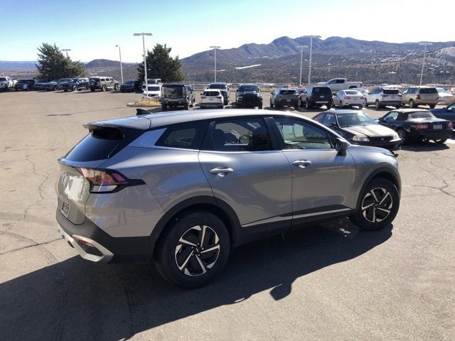 2024 Kia Sportage Hybrid LX