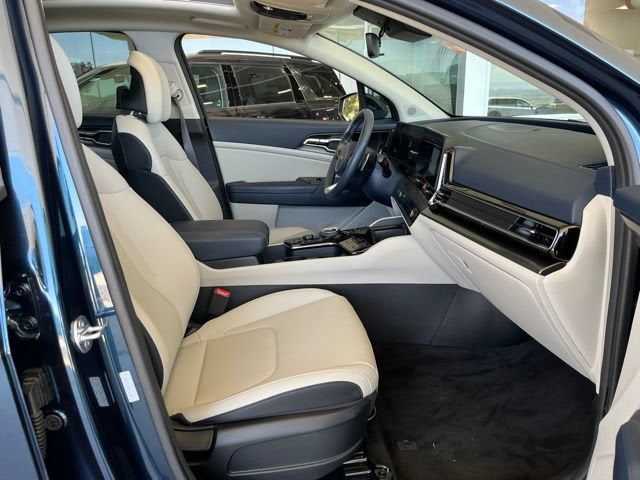 2025 Kia Sportage Hybrid EX