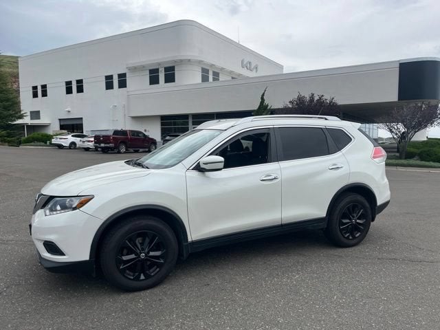 Used 2016 Nissan Rogue SV with VIN KNMAT2MV0GP594684 for sale in Prescott Valley, AZ