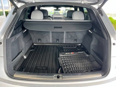 2022 Audi SQ5 Premium Plus