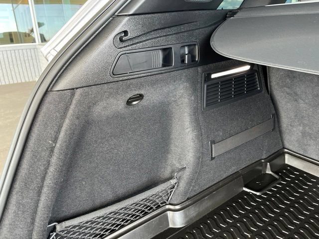 2022 Audi SQ5 Premium Plus