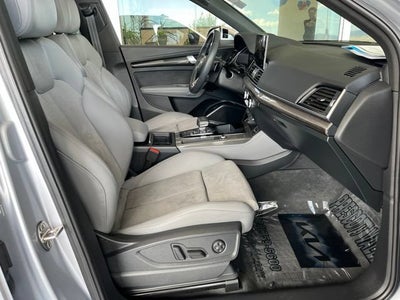 2022 Audi SQ5 Premium Plus