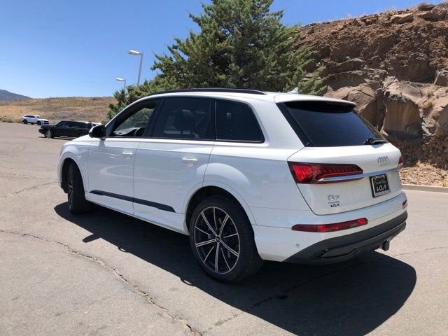 2020 Audi Q7 Premium Plus