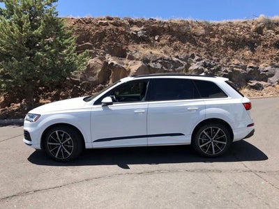 2020 Audi Q7 Premium Plus