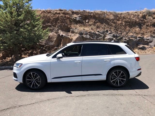 2020 Audi Q7 Premium Plus