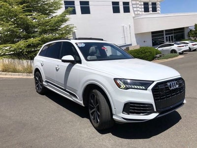 2020 Audi Q7 Premium Plus