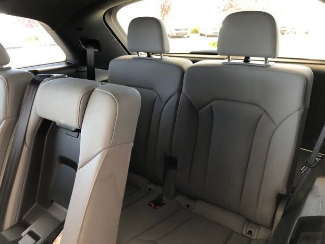 2020 Audi Q7 Premium Plus