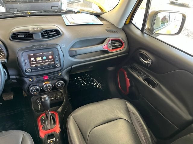2015 Jeep Renegade Trailhawk